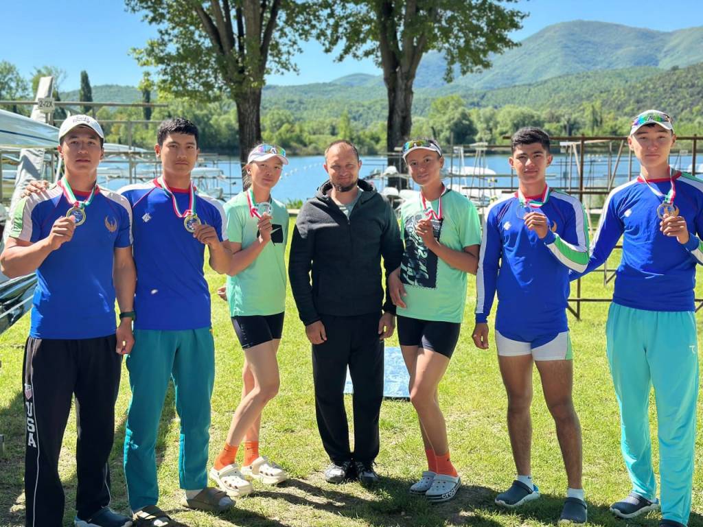 Академик эшкак эшувчилармиз халқаро регатада совриндор бўлди