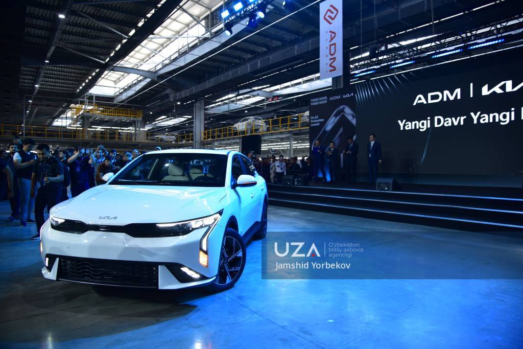 Jizzaxda yangi  mashina ishlab chiqarish yo‘lga qo‘yildi