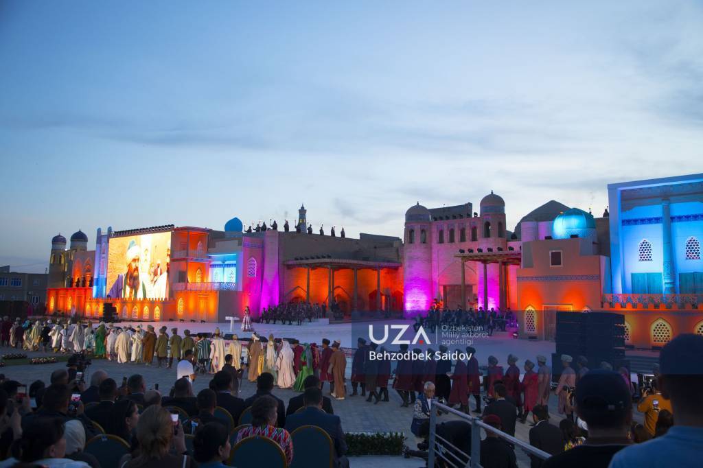 Состоялось открытие III международного фестиваля танца «Лазги»