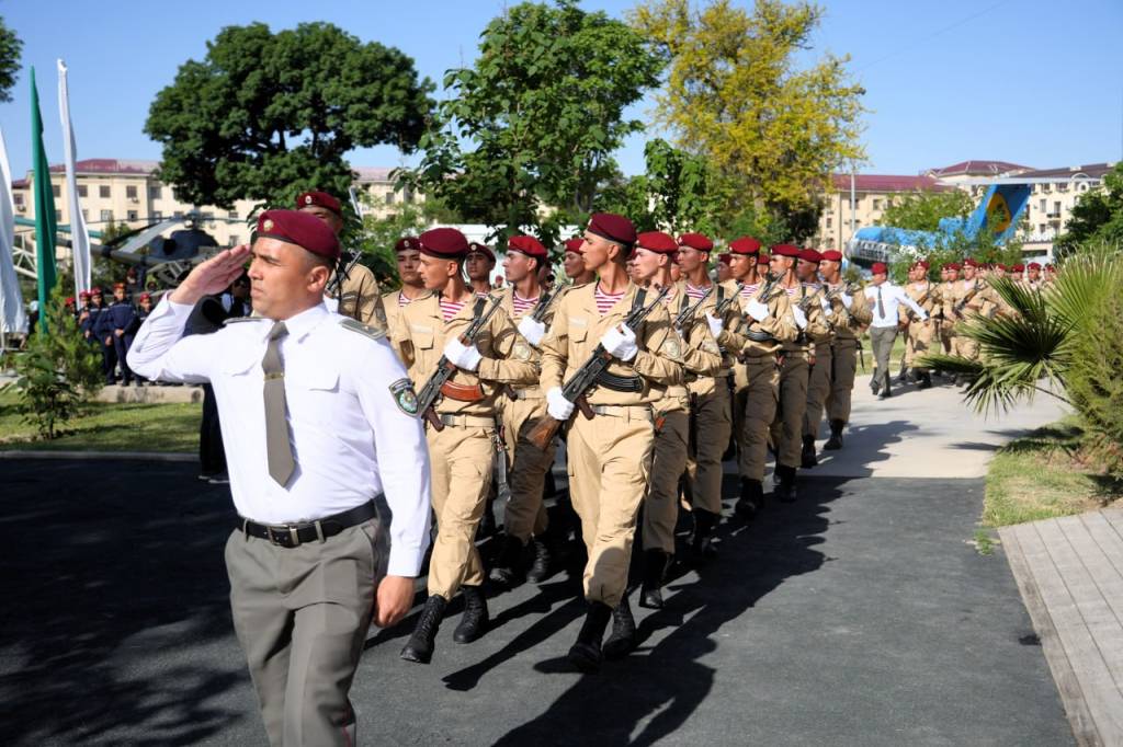 Muddatli harbiy xizmatchilarning Vatanga qasamyod marosimi bo‘lib o‘tdi