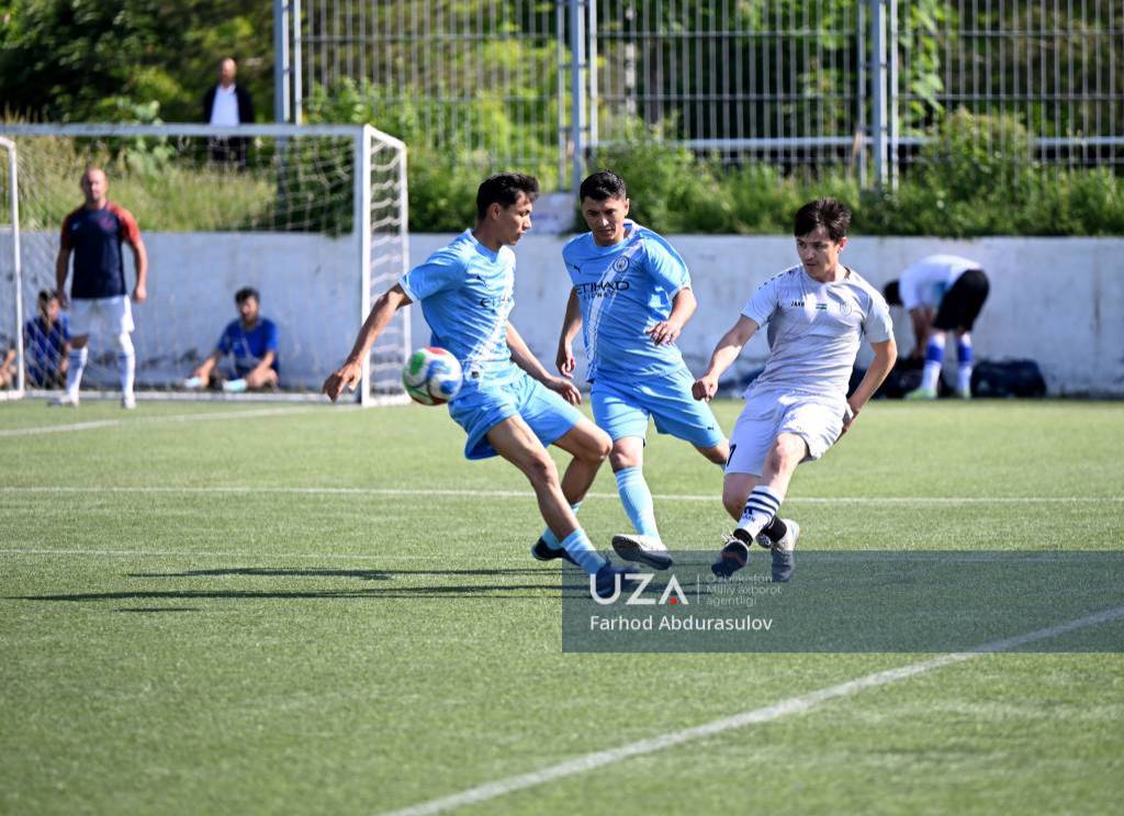 “Hududiy elektr tarmoqlari” AJ xodimlari o‘rtasida mini futbol musobaqasi o‘tkazilmoqda