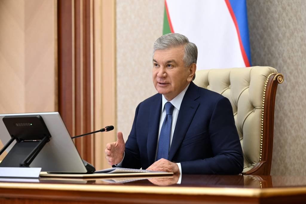 Гидроэнергетика соҳасида олиб борилаётган ишлар ва истиқболли режалар кўриб чиқилди