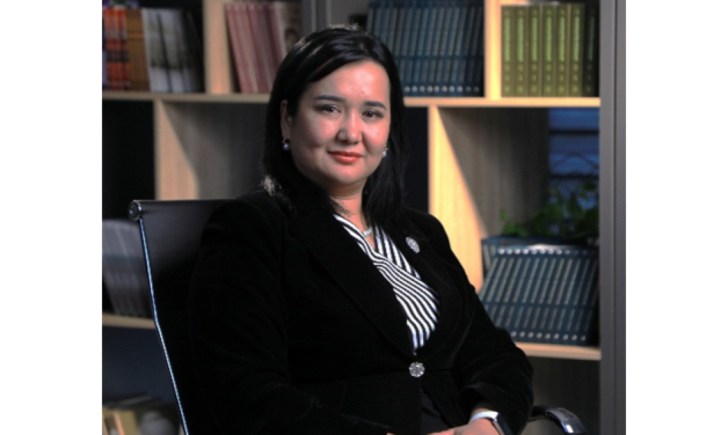 Darmonova Mashxuroxon Adiljon qizining tarix fanlari doktori (DSc) dissertatsiya ishi himoyasi to‘g‘risida