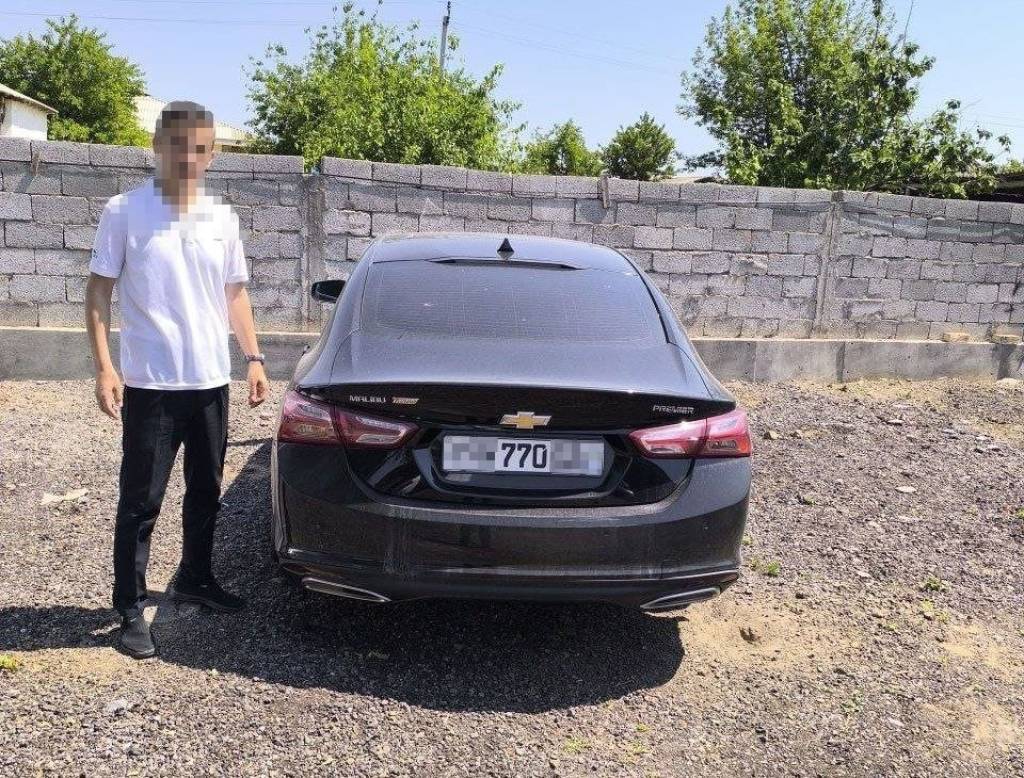 Qarzdorning garovdagi mashinasi drift paytida ushlandi