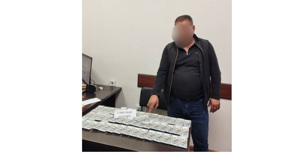 5 минг доллар талаб қилган фирибгар ушланди