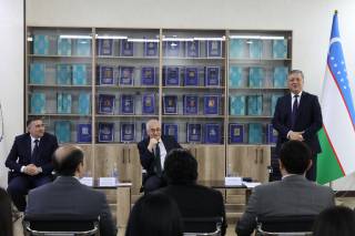 Между Национальным центром по правам человека и Академией правосудия подписан меморандум о сотрудничестве