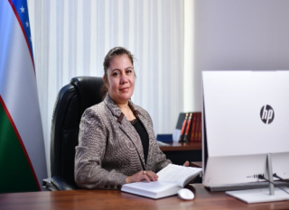 Feruza Sa’dullayevna Amonovaning tarix fanlari doktori (DSc) dissertatsiya ishi himoyasi to‘g‘risida