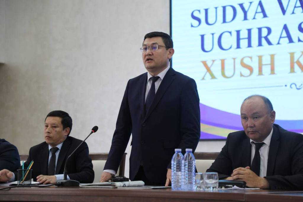 Судья ва ёшлар учрашуви