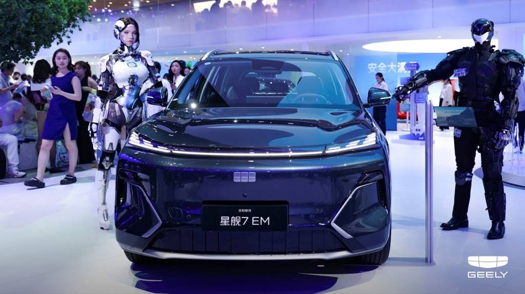 Kelajak sari ildam qadam: Geely texnologik innovatsiyalari “Pekin Avto 2026” ko’rgazmasida asosiy diqqat markazida