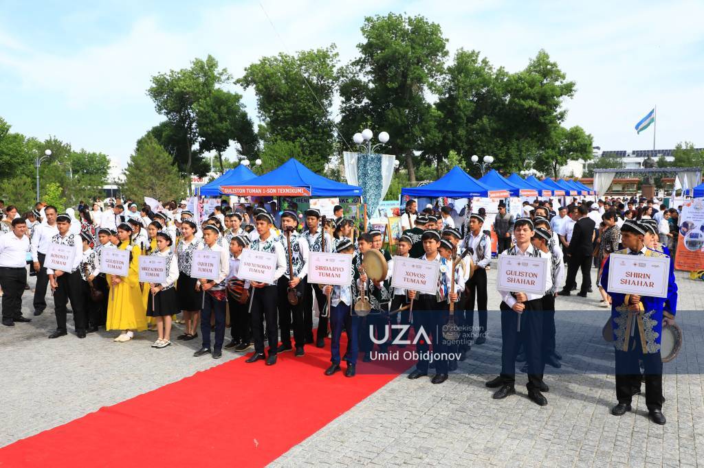 Sahna yosh iqtidorlar bilan jonlandi