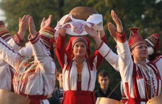 Олий Рада гагаузларни Украинанинг туб аҳолиси сифатида тан олиш таклифини илгари сурди
