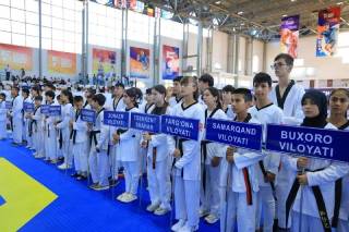 Ёш таэквондочилар баҳси қизғин паллага кирди