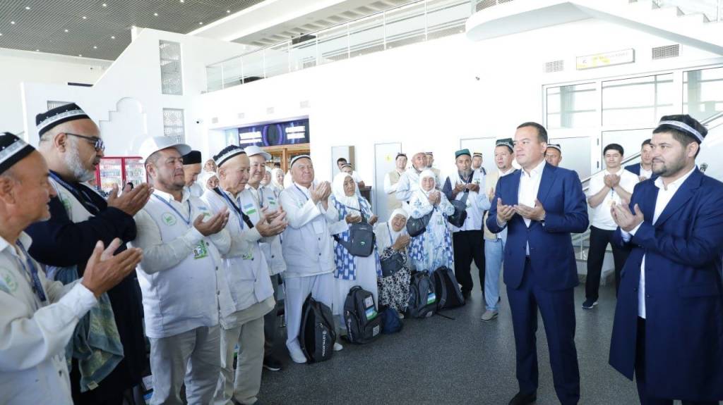 Surxondaryolik bo‘lg‘usi hojilar safarga kuzatildi