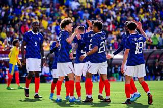 Fransiyada 8 nafar Yangi Zelandiyada 7 nafar futbolchi mahalliy ligada to‘p tepadi. Qolganlarda esa ...