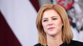 Латвияда сиёсий вазият кескинлашди(ми)?