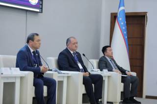 “Яшил” иқтисодиёт: илмий-инновацион ёндашувлар мутахассислар муҳокамасида бўлди