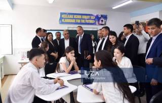 “Келажак учун хорижий тил” лойиҳаси доирасида ўқув семинари ўтказилмоқда
