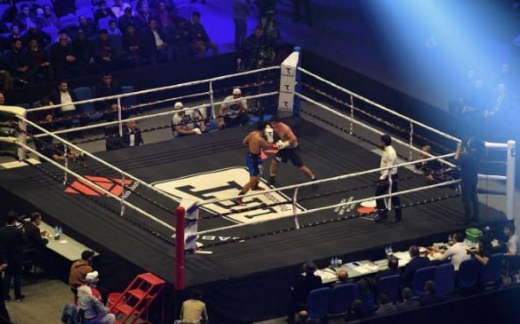 Профессионал бокс: Жаҳон чемпионлари, Олимпия ўйинлари ғолиблари бугун Тошкентда жанг ўтказади