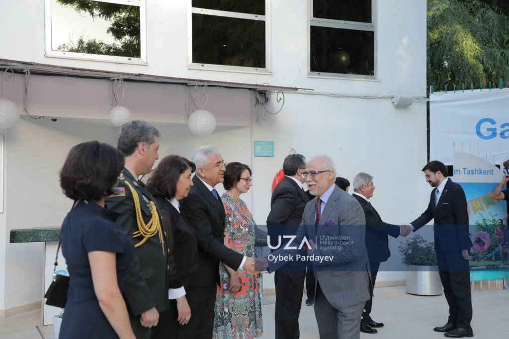 Feier zum Tag der Republik Aserbaidschan in Taschkent