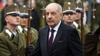 Венгрия Президенти истеъфога чиқишдан бош тортди