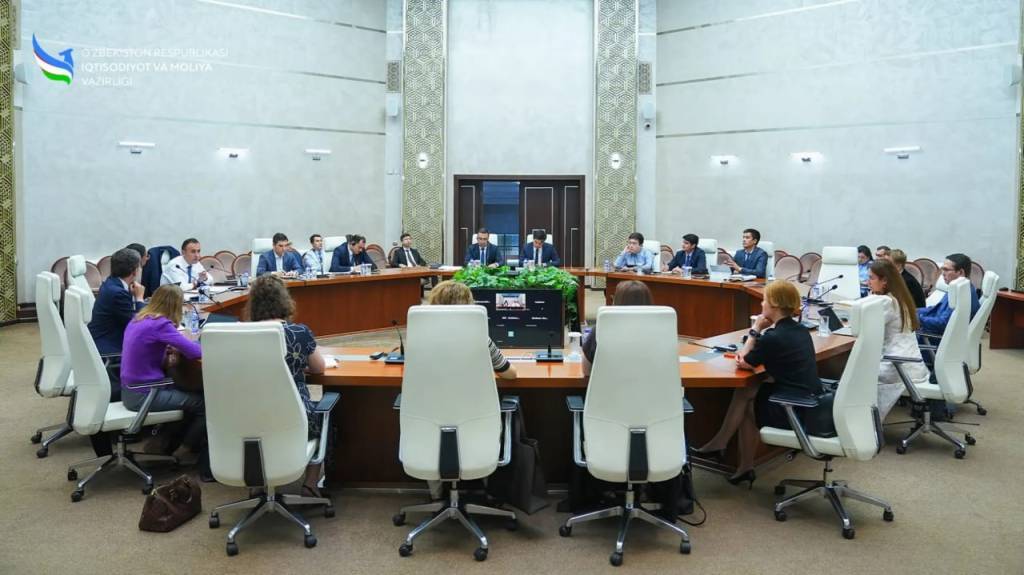 Cooperation with international financial institutions expands