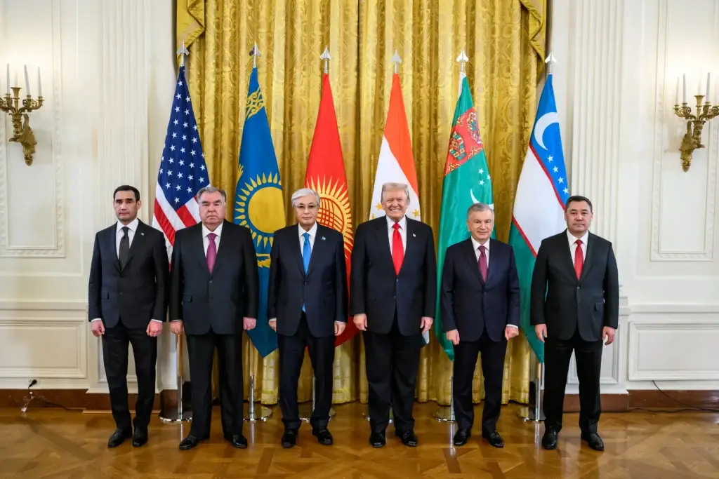 Trump-and-Central-Asian-presidents-November-2025-1024x683