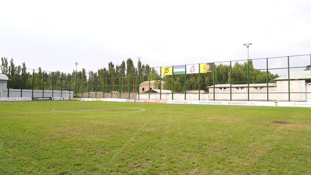 Маҳаллада спорт майдони