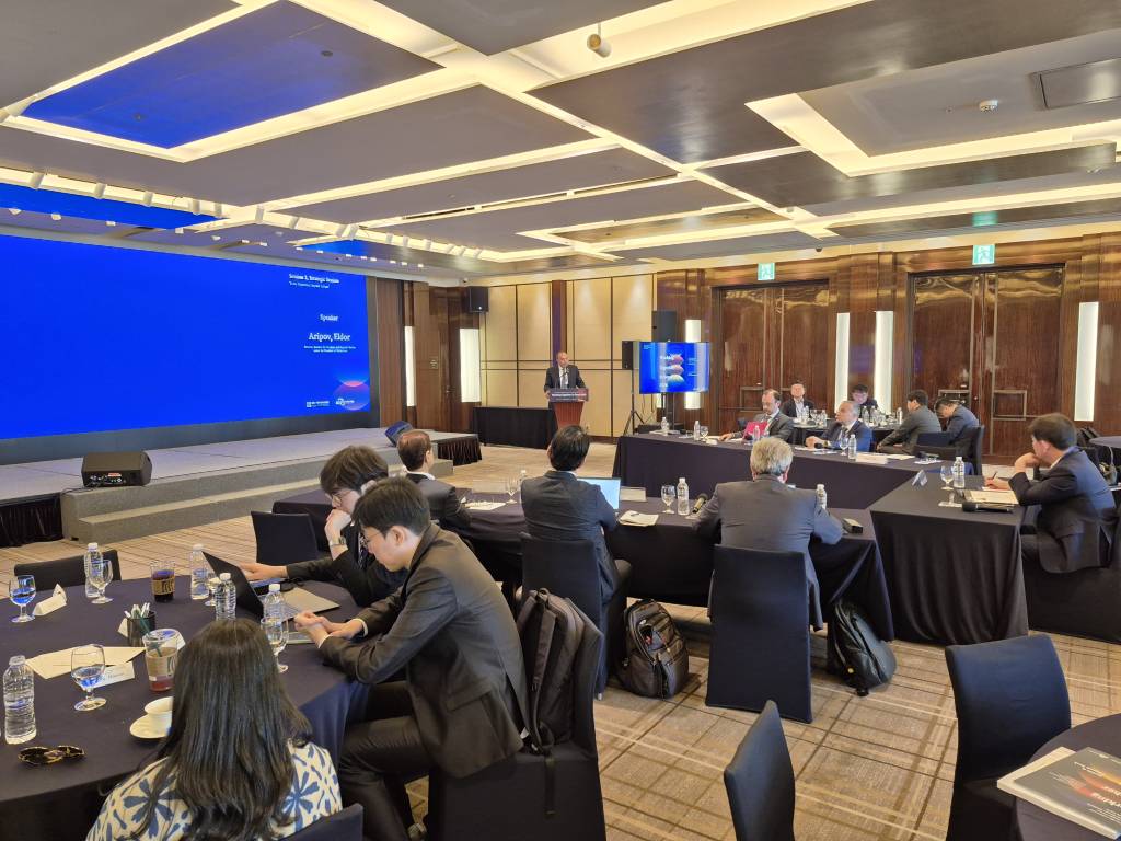 ISRS Director presents Central Asia’s experience in building trust and regional cooperation in Seoul