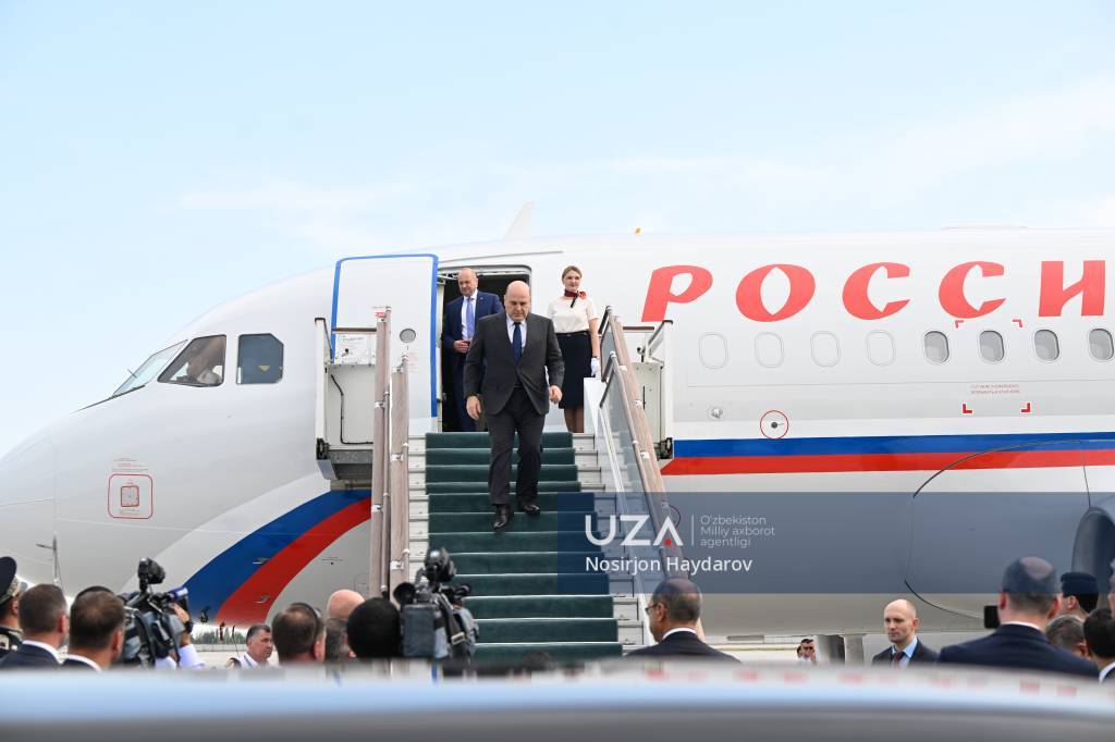 Россия Ҳукумати Раиси Ўзбекистонга келди