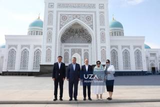 The President of Albania expresses great appreciation for the Imam Bukhari Complex