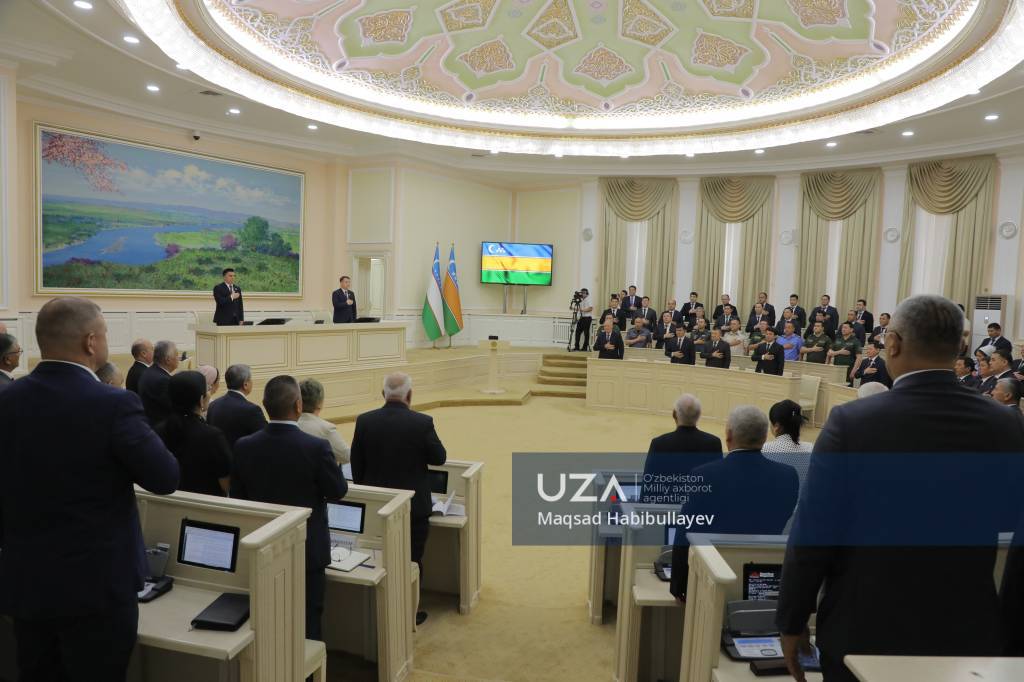 Жўқорғи Кенгеснинг навбатдаги сессияси ўтказилди