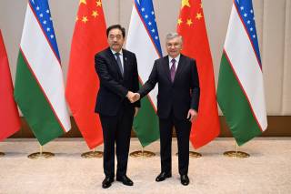 El Presidente de Uzbekistán apoya el fortalecimiento de la colaboración tecnológica y de inversión con China