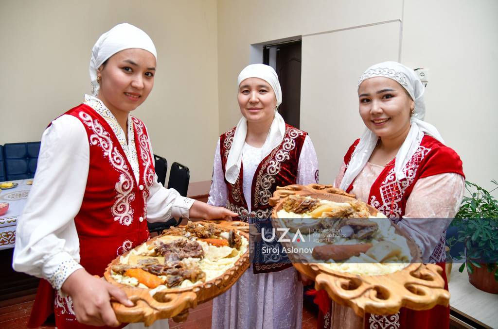 Навоийнинг машҳур бешбармоғи