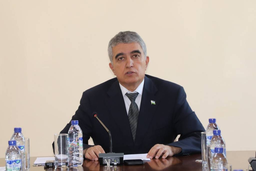 Сув хўжалиги вазири жамоатчилик ва ОАВ вакиллари билан очиқ мулоқот ўтказди