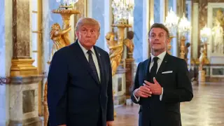 Макрон: Трамп Украина бўйича қарашини ўзгартирди