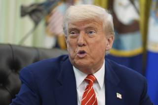 Трамп Эронга таҳдид қилди