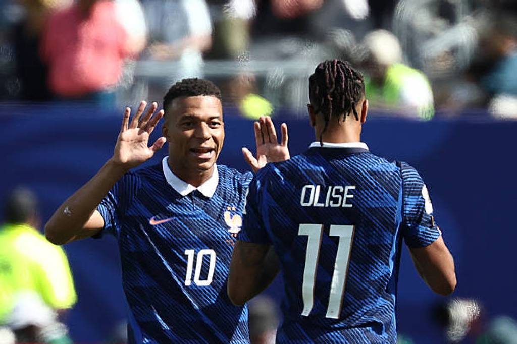 Mbappe Olise bilan o‘ynash yoqishini aytdi
