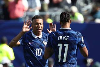 Mbappe Olise bilan o‘ynash yoqishini aytdi