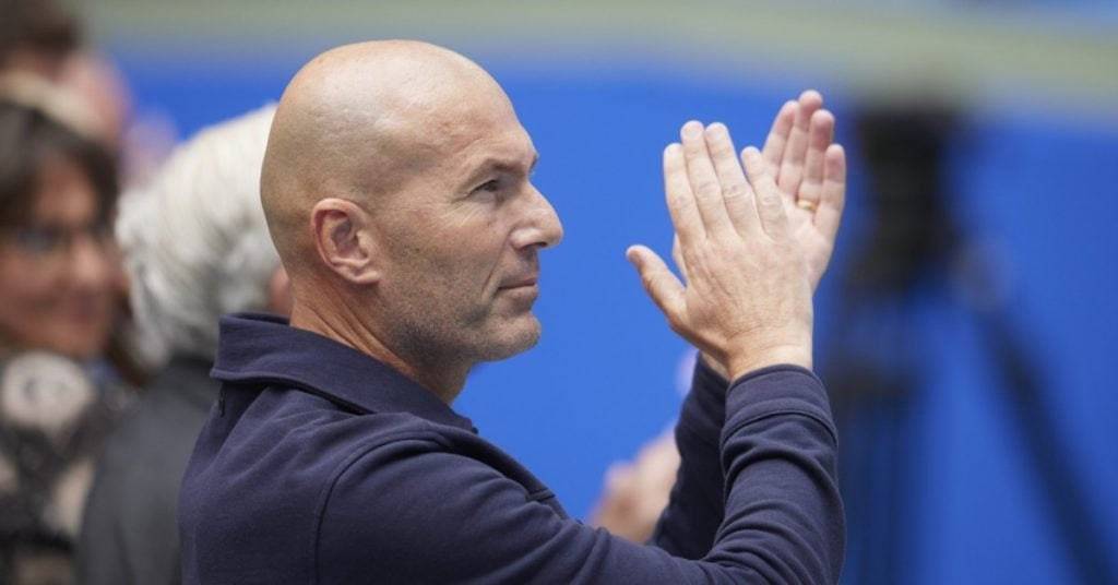Zidan Jahon chempionatidan so'ng Fransiya terma jamoasini boshqaradi