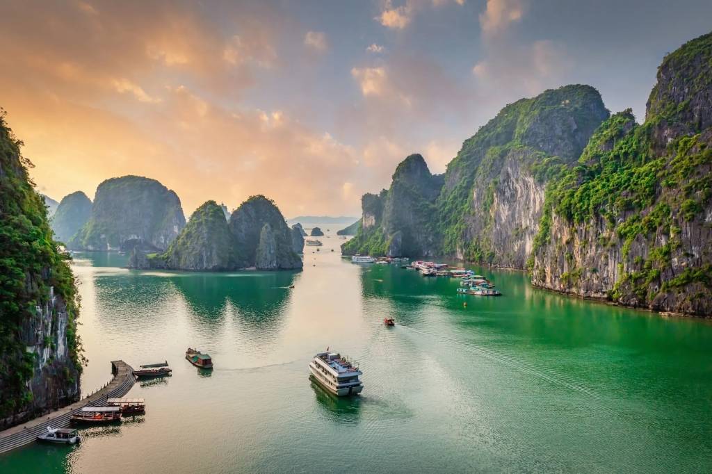 Over 18,000 Uzbekistan citizens visit Vietnam in five months