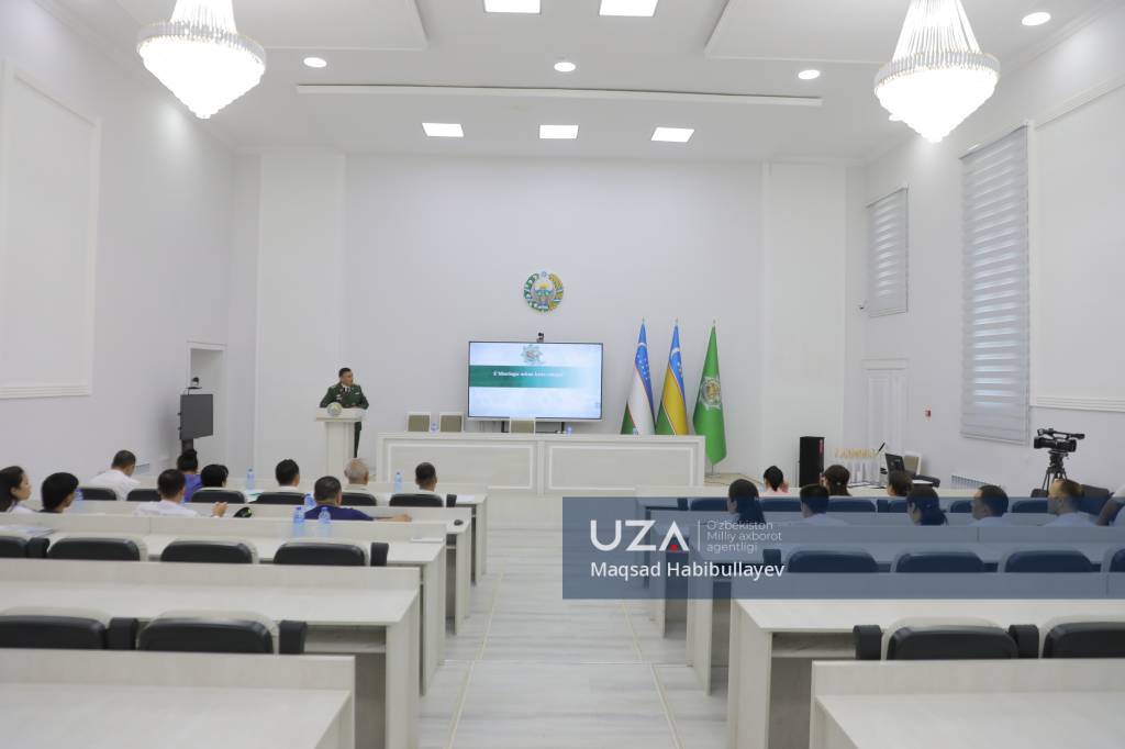 Божхона: беш ойлик фаолият сарҳисоб қилинди