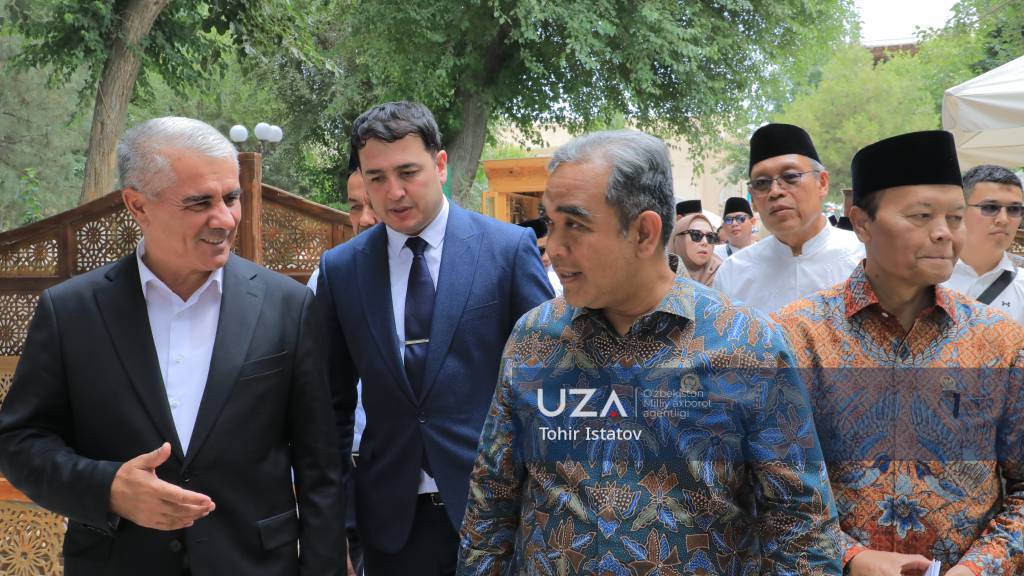 Buxoroning boy merosi Indoneziya delegatsiyasini maftun etdi