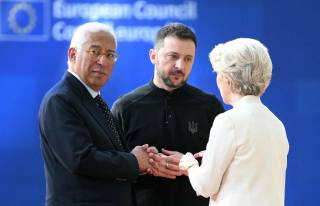 Zelenskiy: Ukraina uchun eshiklarni yopmang