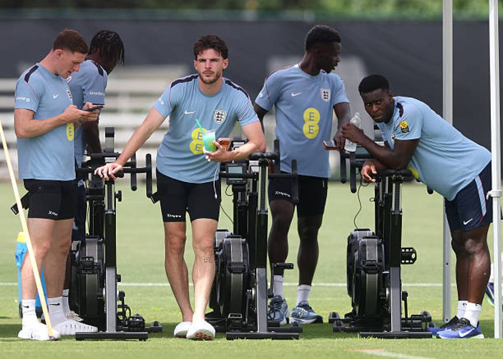 Angliya terma jamoasi futbolchilarning uyqusini himoya qilish uchun qo‘shimcha choralar ko‘rmoqda
