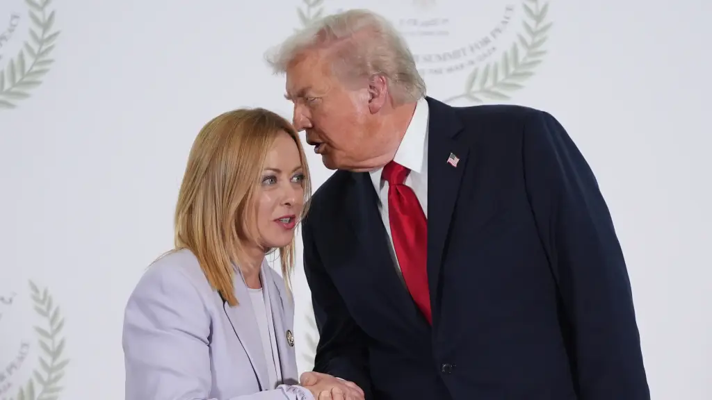 Тақиқловчи қарор керак: Трамп Мелонини нега нишонга олди?