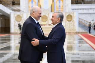 Ўзбекистон Президентини расмий кутиб олиш маросими бўлиб ўтди