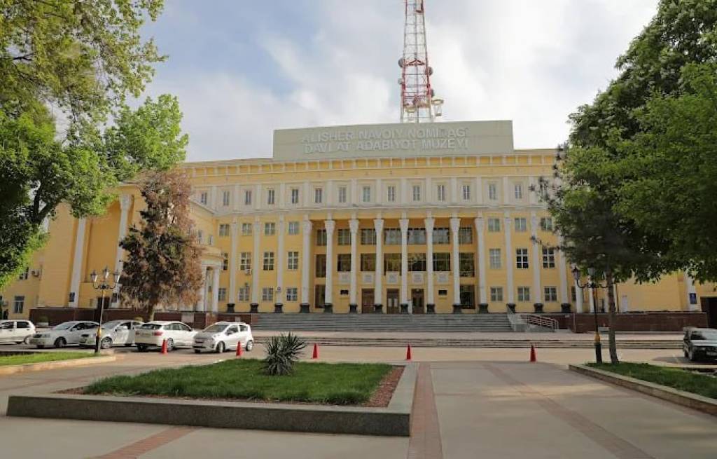 Адабиёт музейида қандай жараёнлар кечмоқда?