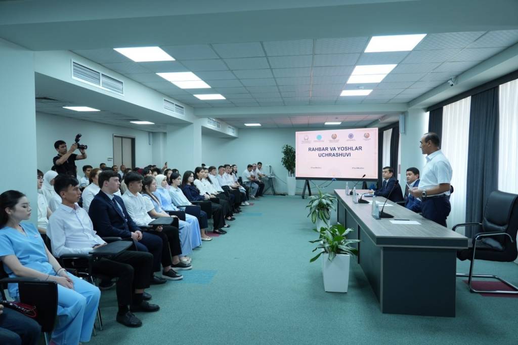 Ёш тиббиёт ходимларига коррупцияга қарши курашишга доир маълумотлар берилди