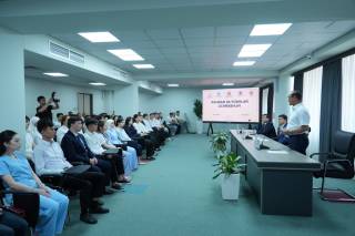 Ёш тиббиёт ходимларига коррупцияга қарши курашишга доир маълумотлар берилди
