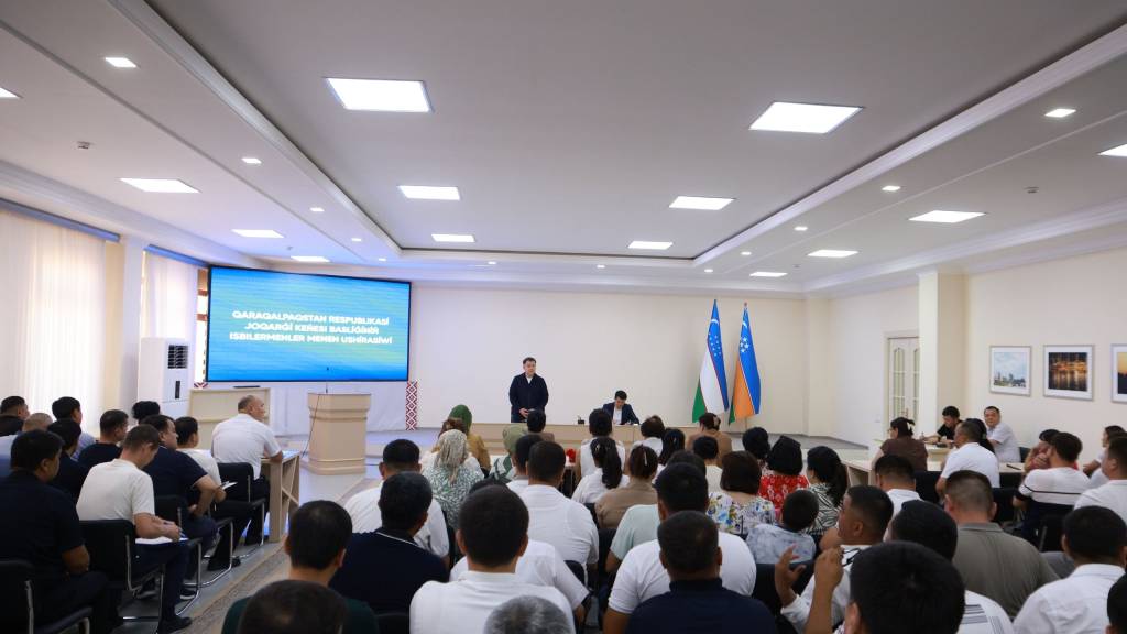 Жўқорғи Кенгес раиси тадбиркорлар билан учрашди